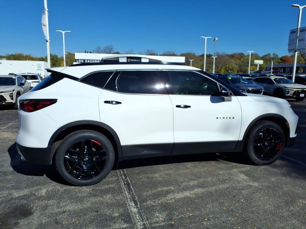 Used 2021 Chevrolet Blazer LT w/ Redline Edition FWD image 8