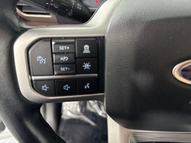 Used 2023 Ford Expedition Limited image 11
