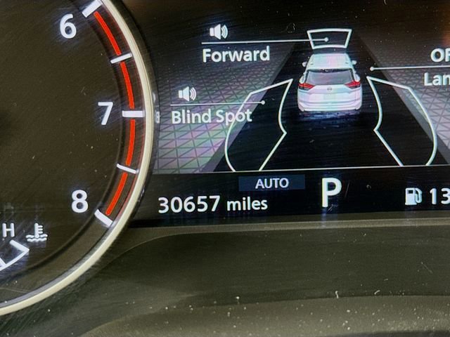 Used 2024 Nissan Rogue S image 12