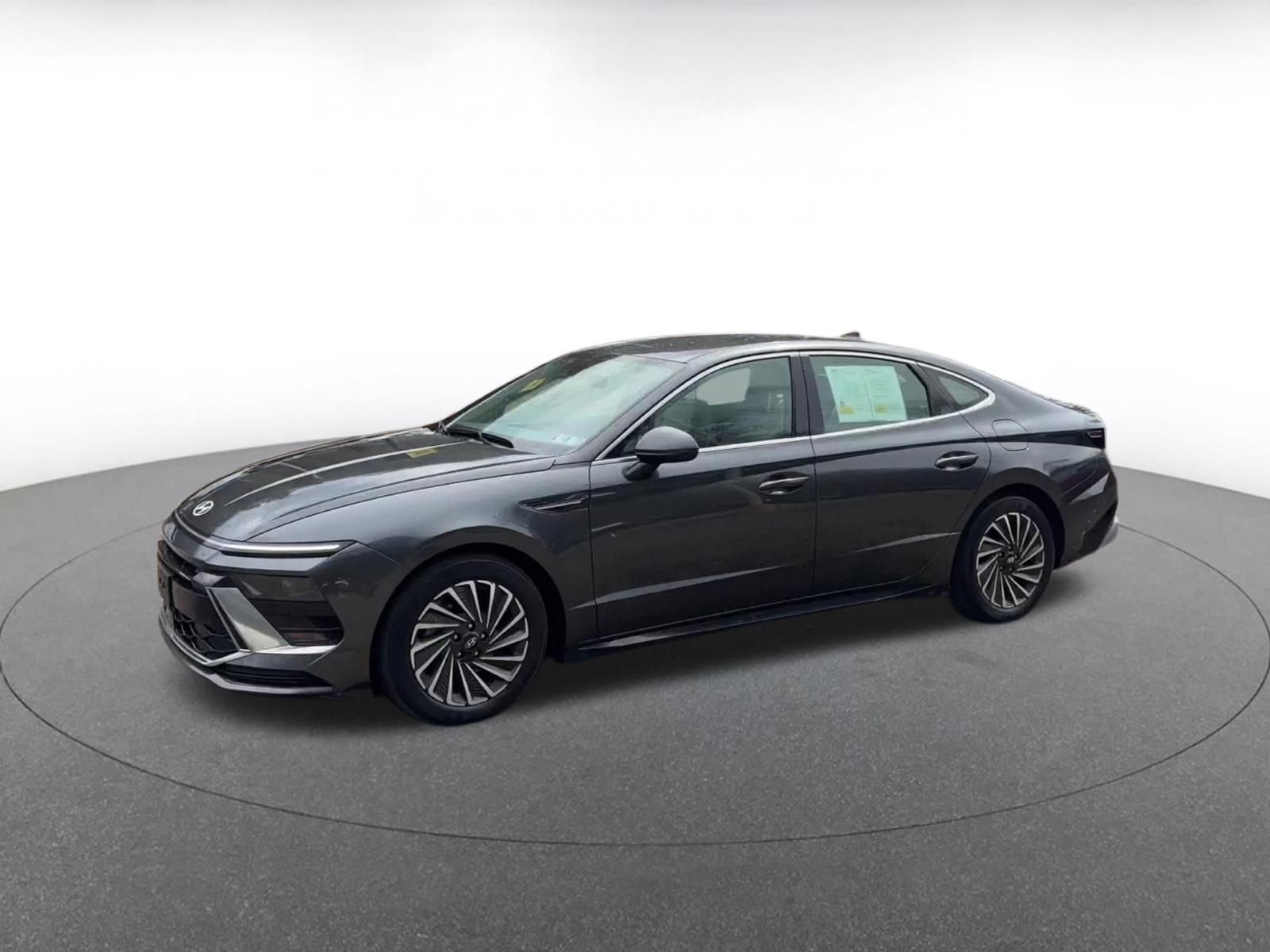 Used 2025 Hyundai Sonata SEL FWD image 8