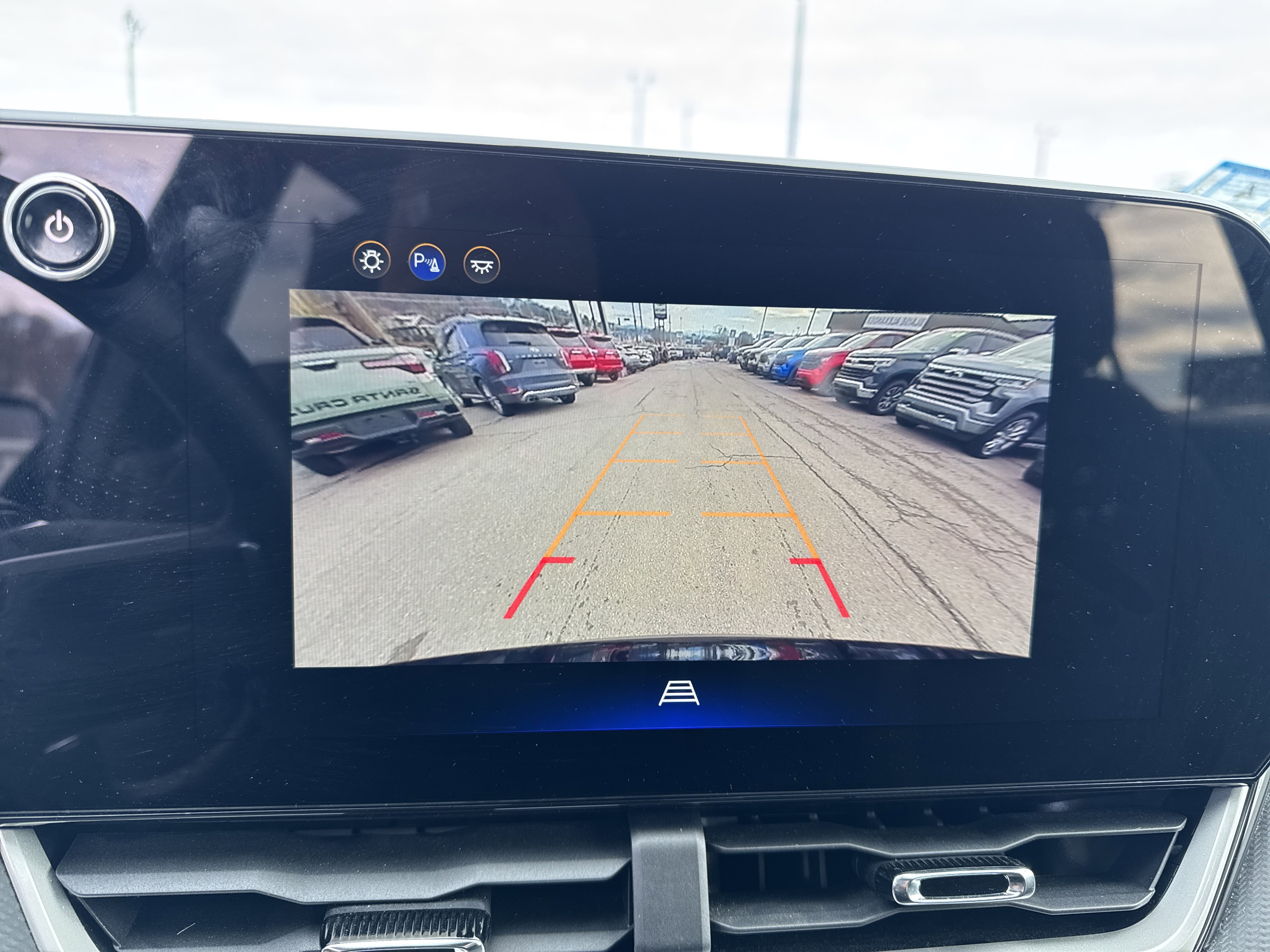 Used 2025 Chevrolet Equinox LT image 23