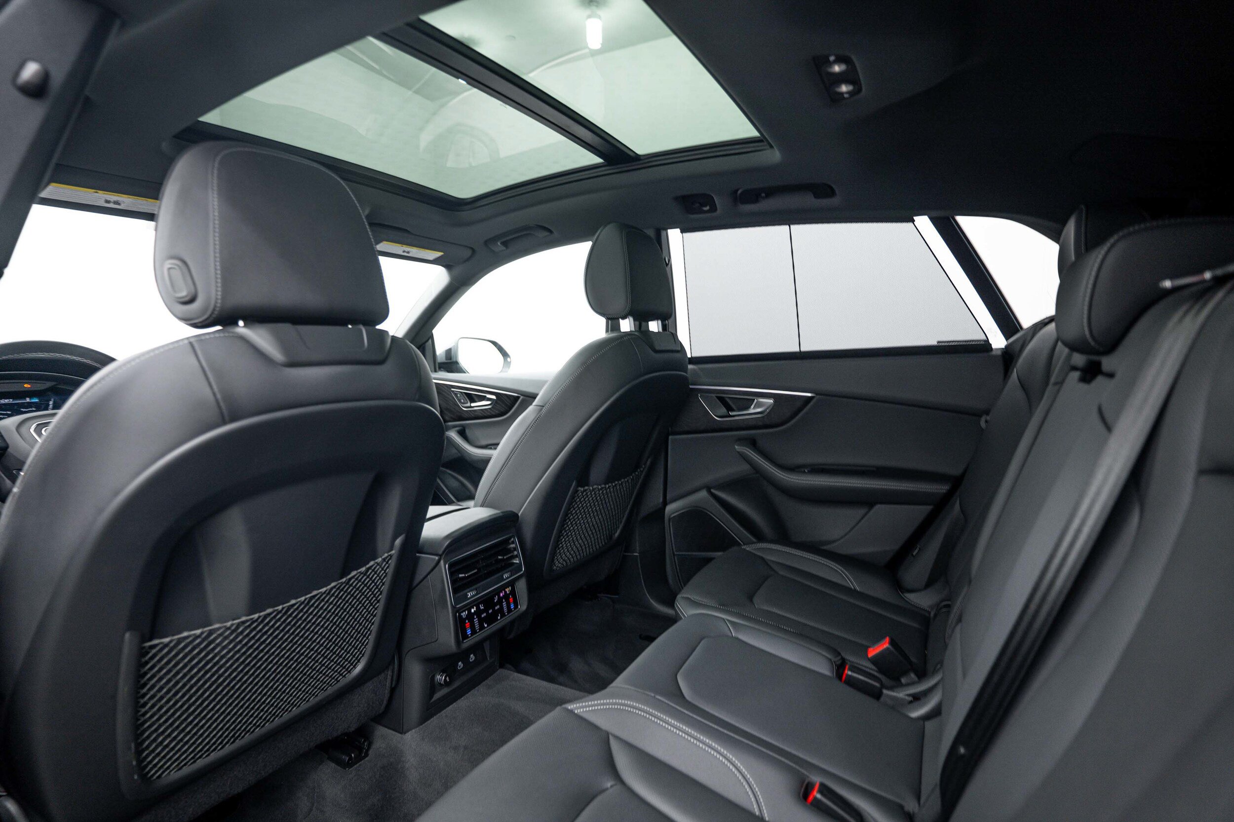 Certified 2023 Audi Q8 Premium Plus w/ Premium Plus Package AWD/4WD image 19