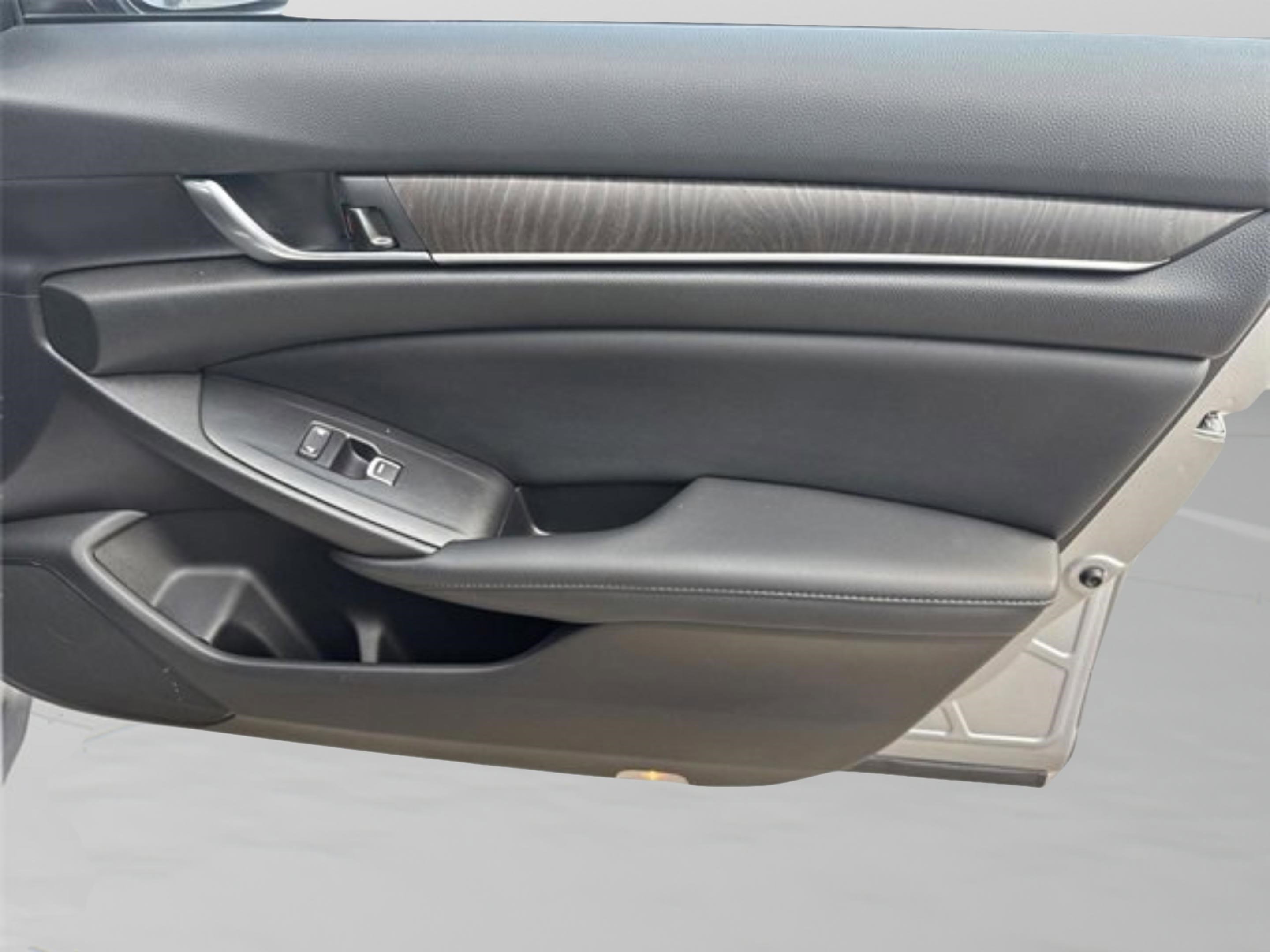 Used 2021 Honda Accord EX-L image 42