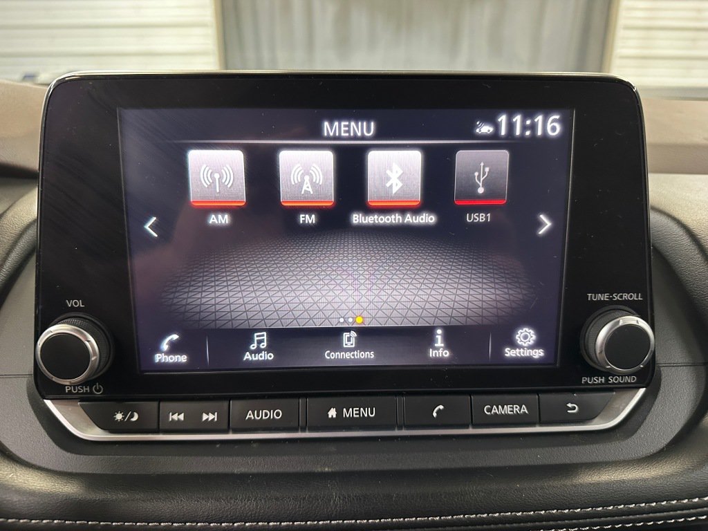 Used 2023 Nissan Rogue SV AWD/4WD image 12
