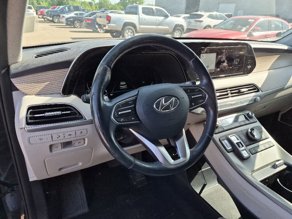 Used 2021 Hyundai Palisade Limited FWD image 12
