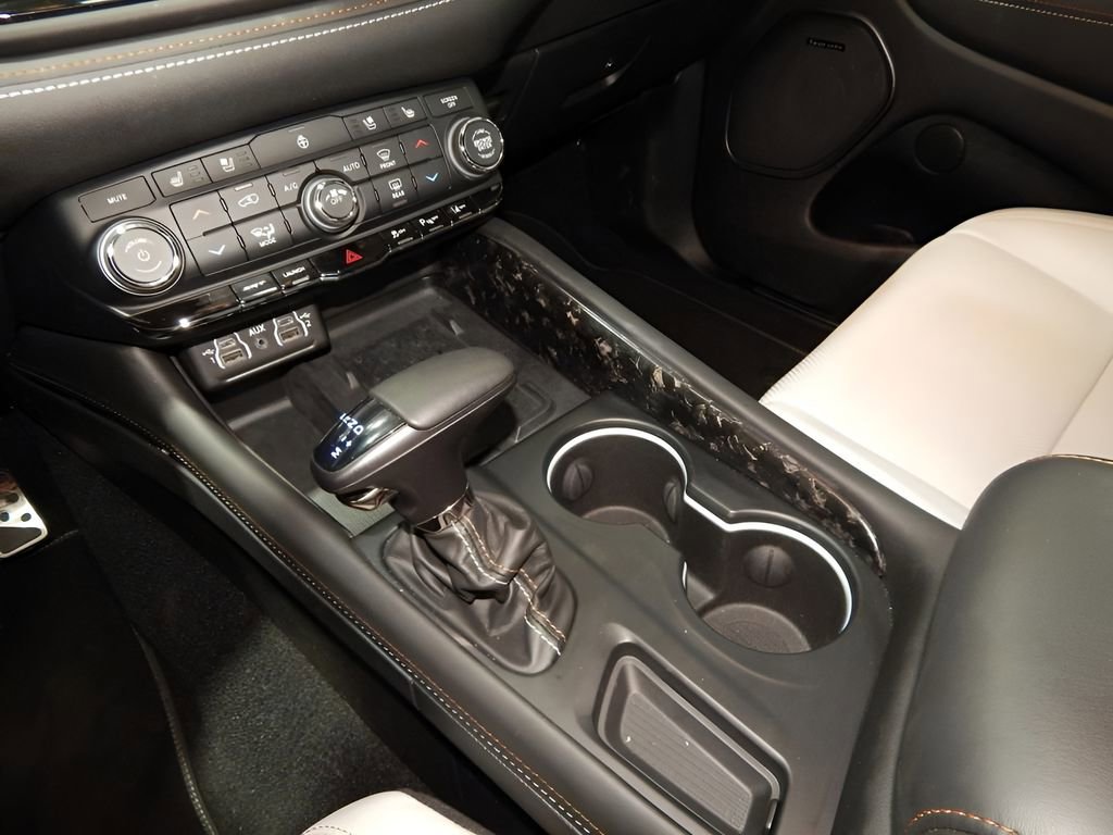Used 2025 Dodge Durango SRT Hellcat image 29