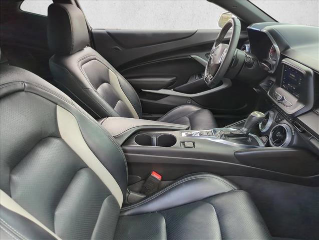 Used 2020 Chevrolet Camaro LT w/ RS Package image 23