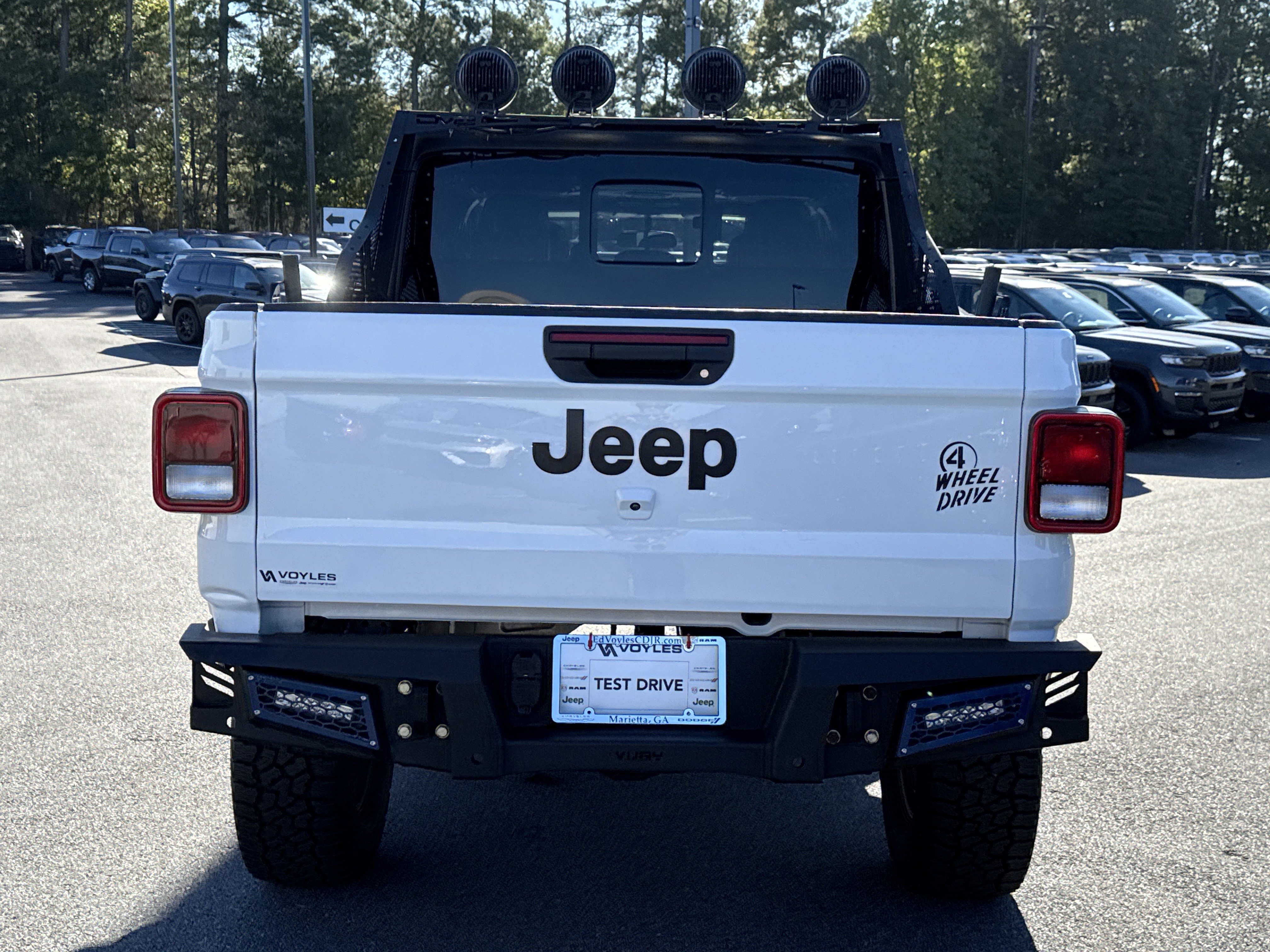 Used 2021 Jeep Gladiator Sport image 7