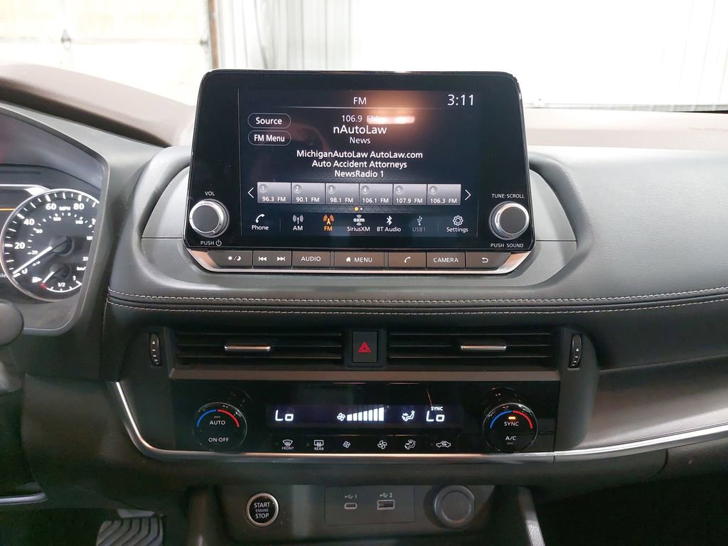Certified 2023 Nissan Rogue SV image 19