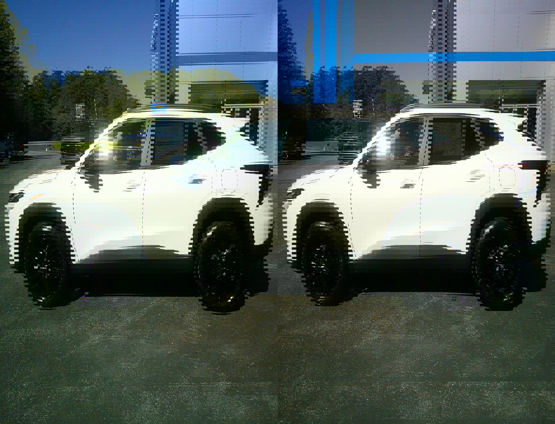 Used 2025 Chevrolet Trax ACTIV image 2