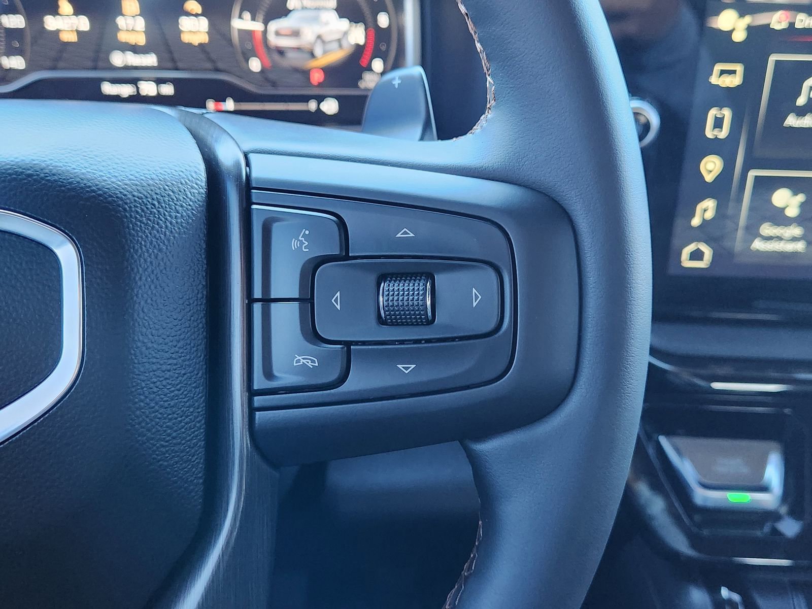 Used 2025 GMC Sierra 1500 AT4 w/ AT4 Premium Package image 33