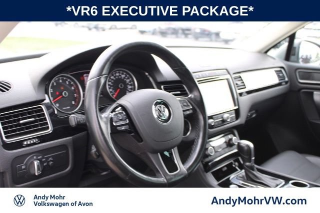 Used 2016 Volkswagen Touareg VR6 AWD/4WD image 18