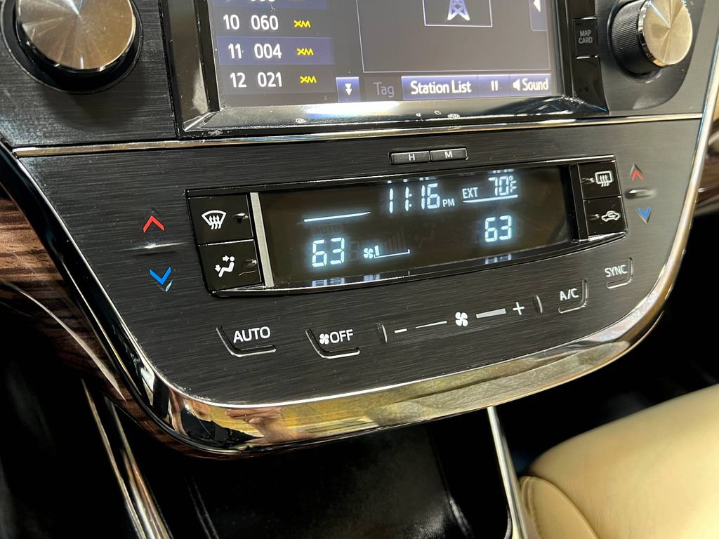 Used 2015 Toyota Avalon XLE Premium FWD image 26