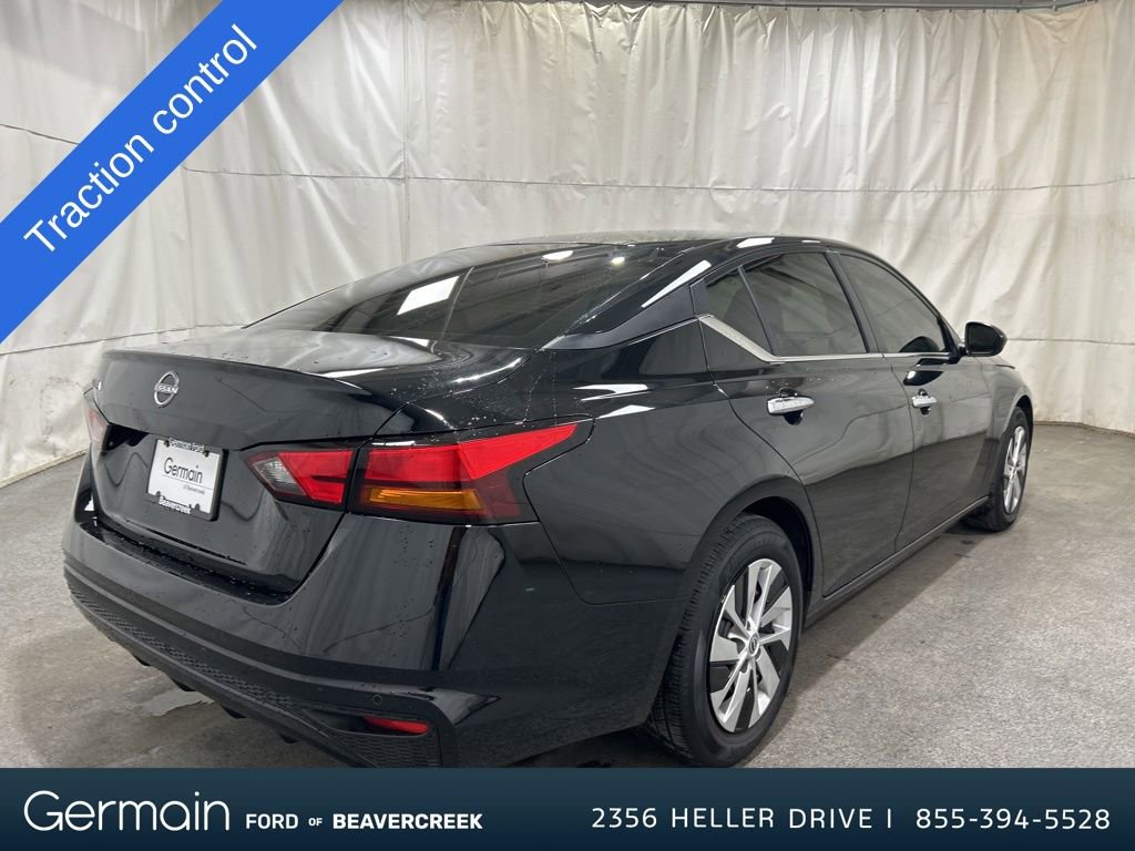 Used 2024 Nissan Altima 2.5 S image 3