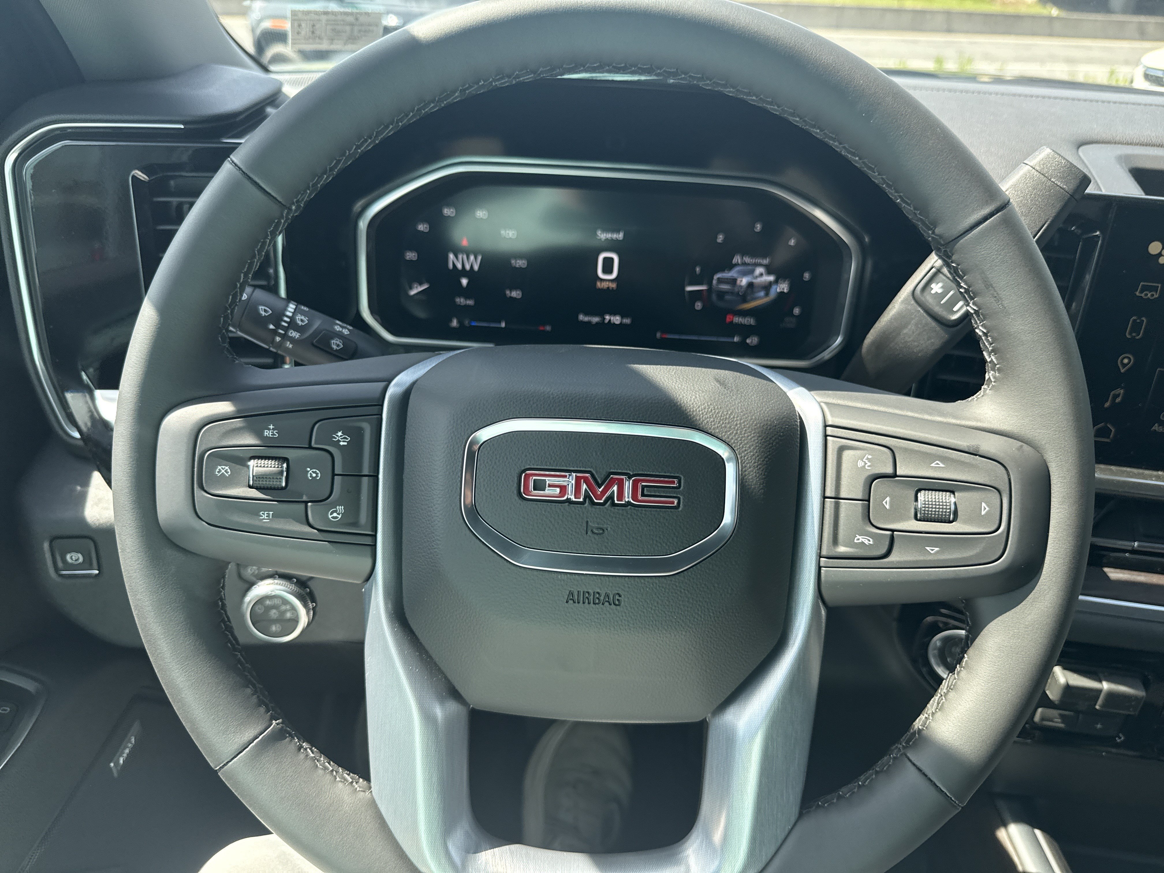 New 2026 GMC Sierra 2500 SLT AWD/4WD image 17
