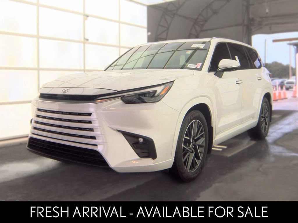 Used 2025 Lexus TX 350 FWD w/ Technology Package image 4