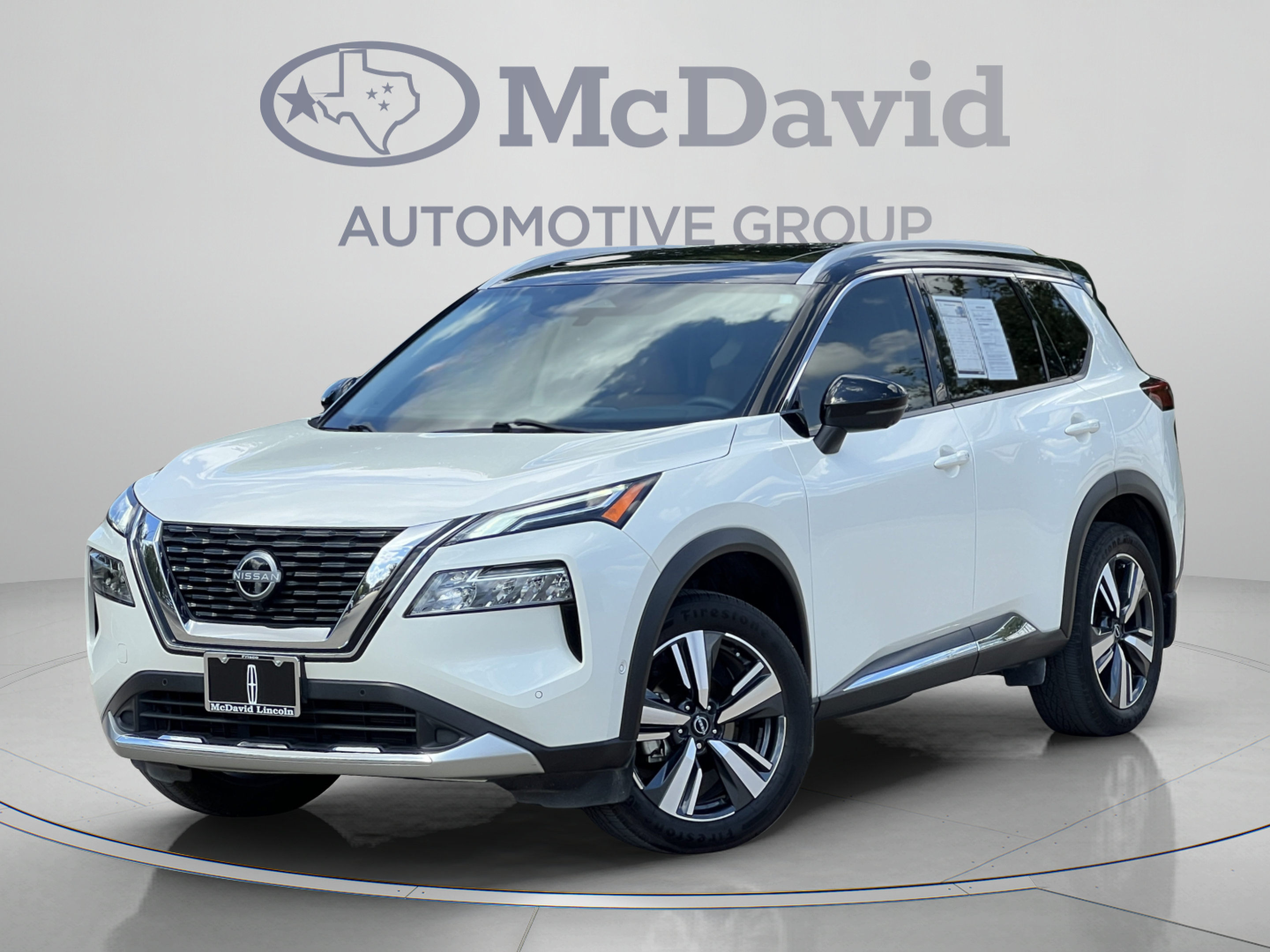 Used 2023 Nissan Rogue Platinum FWD image 1