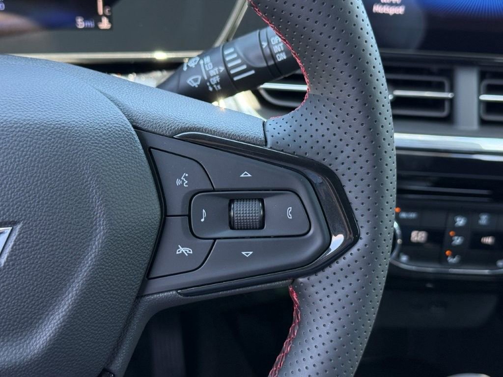 New 2026 Chevrolet Trax RS w/ Driver Confidence Package FWD image 26