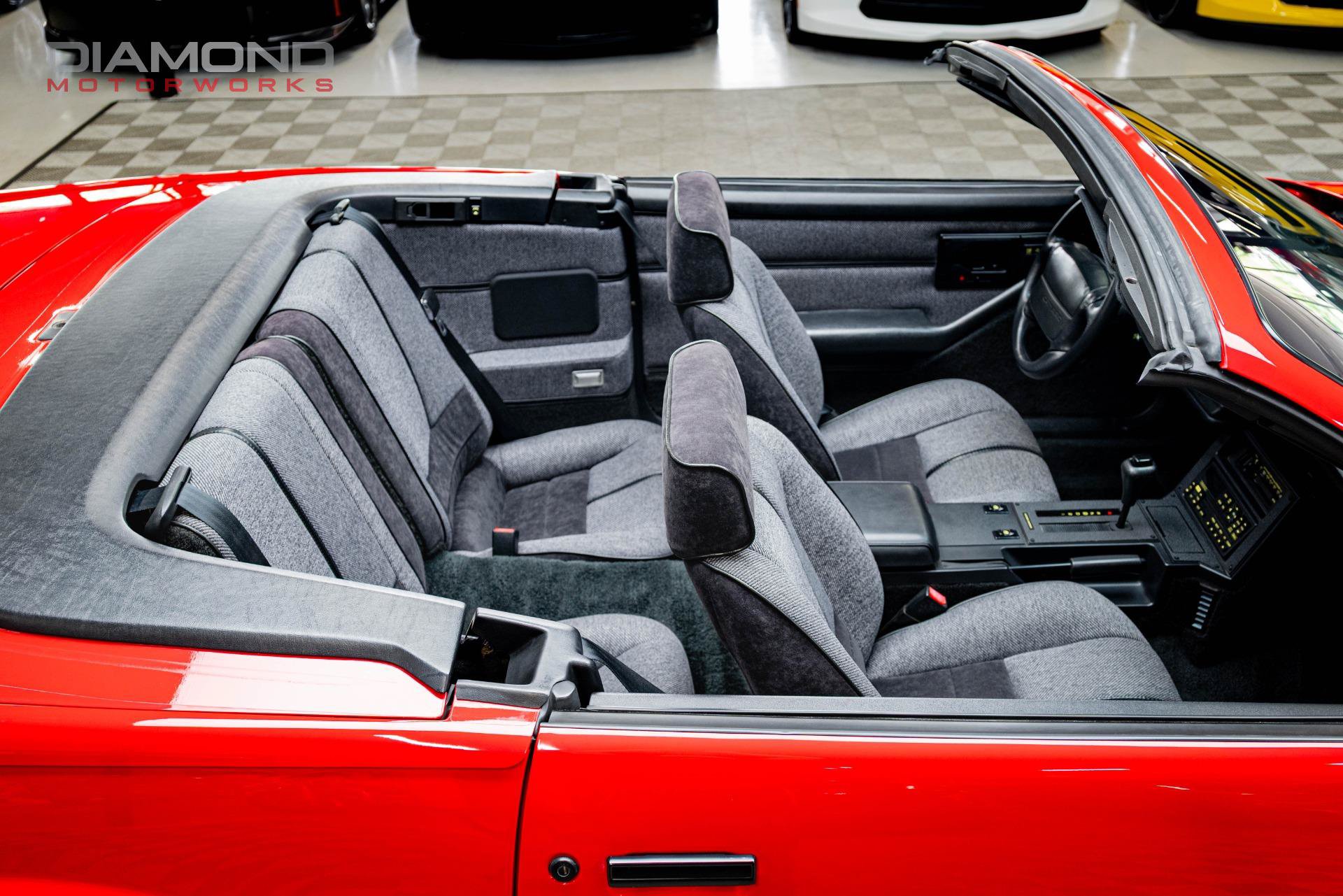 Used 1992 Chevrolet Camaro RS RWD image 37