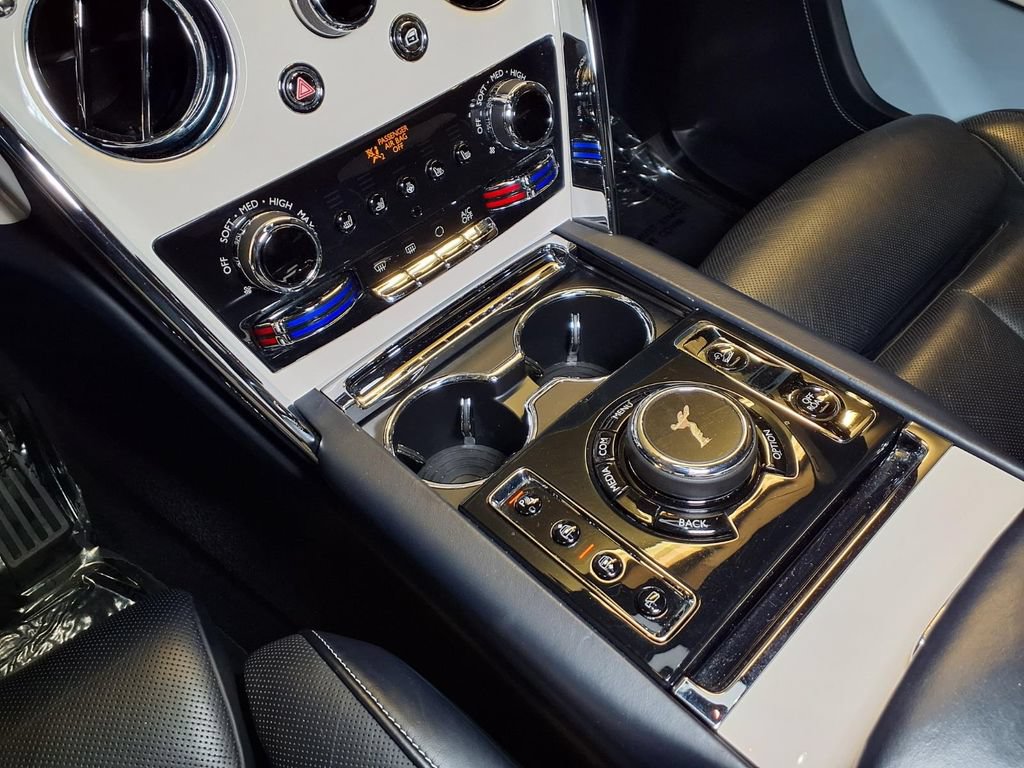 Used 2023 Rolls-Royce Cullinan AWD/4WD image 6