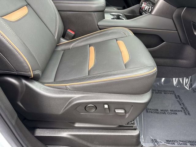 Used 2022 GMC Yukon AT4 image 16