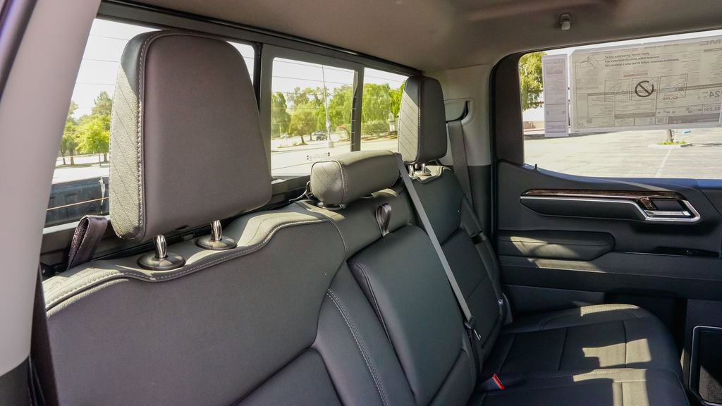 New 2026 GMC Sierra 1500 Elevation w/ Elevation Premium Package AWD/4WD image 11