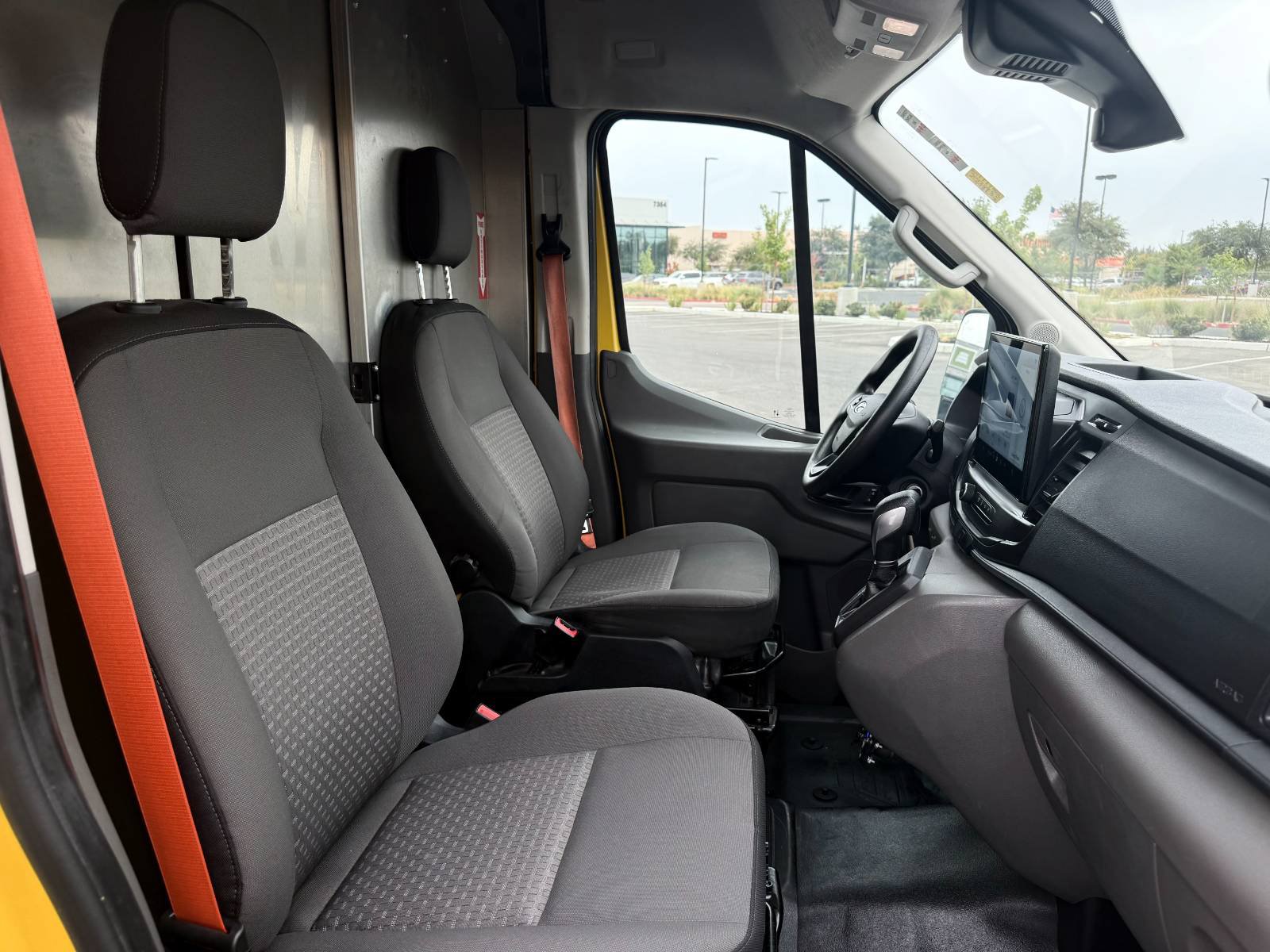 Used 2022 Ford Transit 250 148 High Roof Extended w/ Parcel Delivery Package RWD image 20