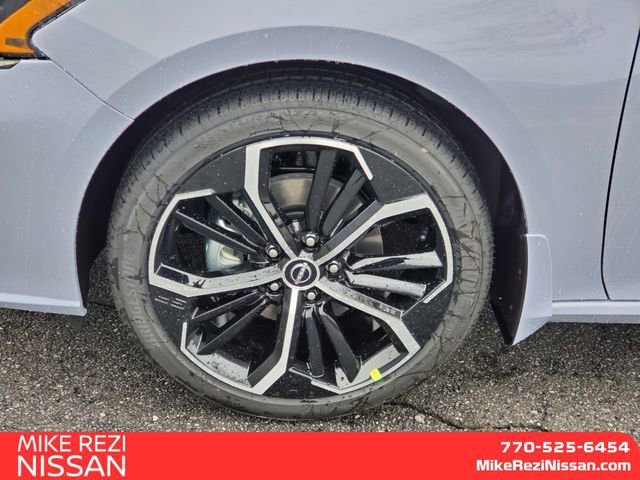 New 2025 Nissan Altima 2.5 SR w/ SR Premium Package image 7