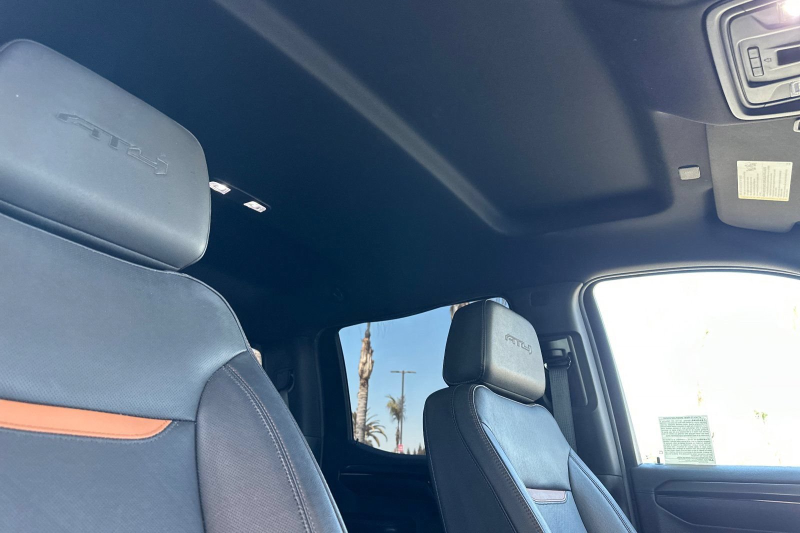 Certified 2023 GMC Sierra 1500 AT4 w/ AT4 Premium Package AWD/4WD image 17