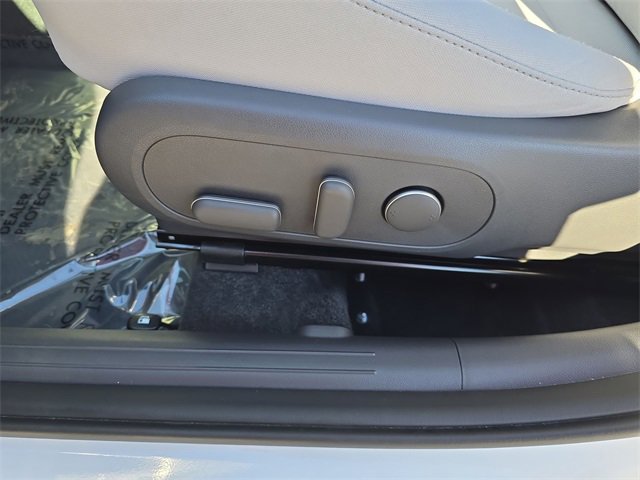 Certified 2025 Hyundai Kona SEL image 12