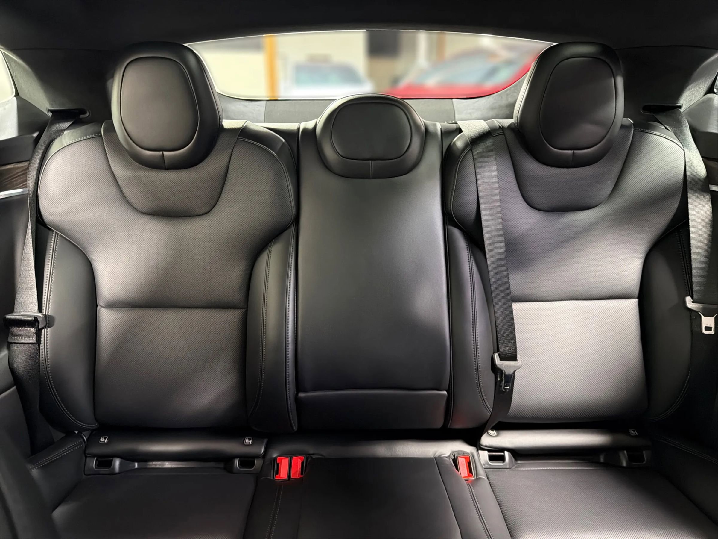 Used 2023 Tesla Model S Standard Range image 12