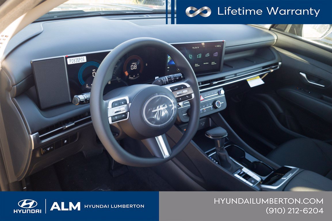New 2026 Hyundai Tucson SE AWD/4WD image 12