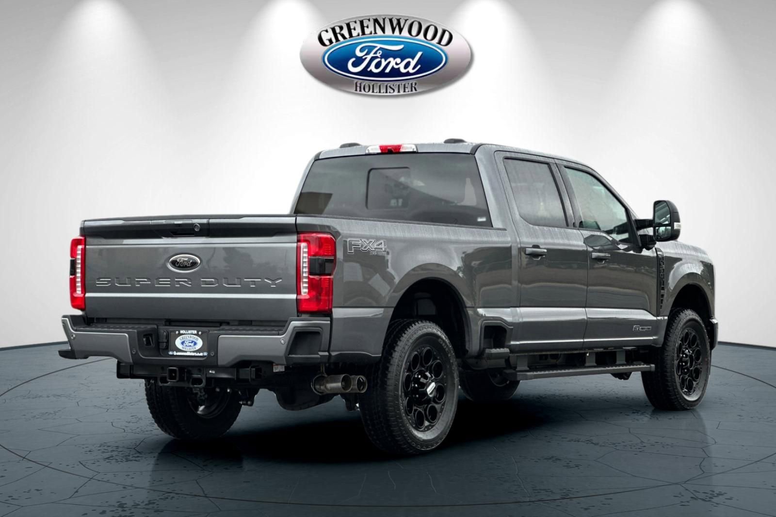 New 2026 Ford F350 Lariat w/ Black Appearance Package image 4
