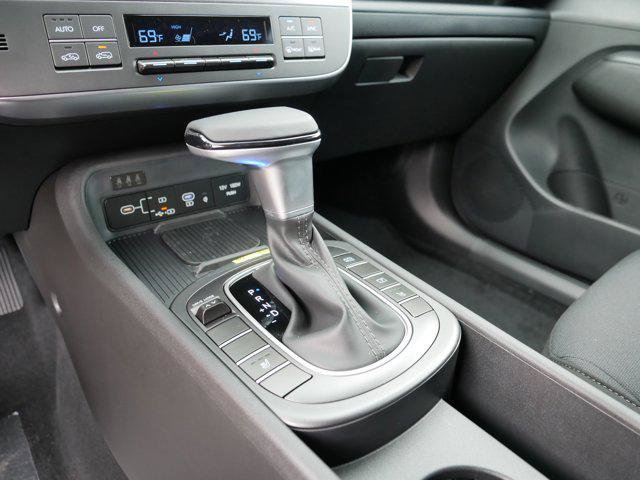New 2026 Hyundai Kona SEL Sport FWD image 9