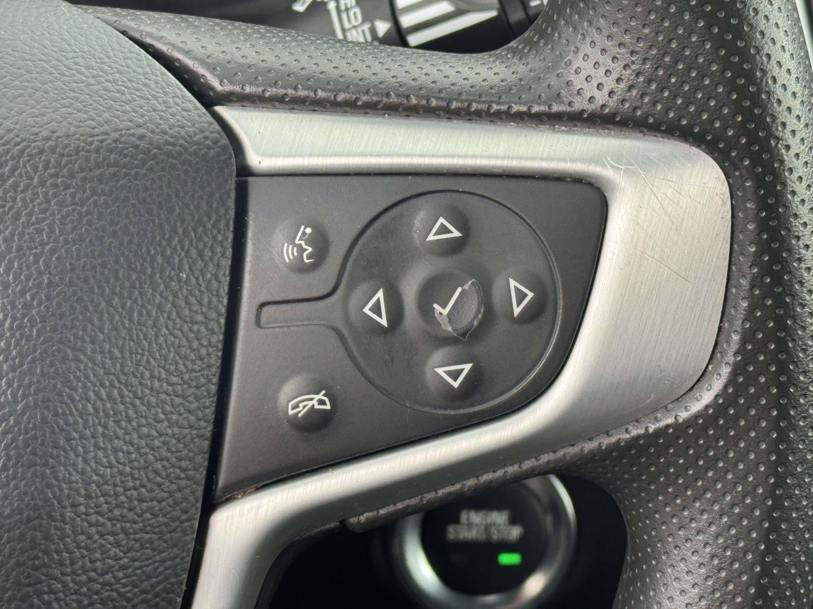 Used 2023 GMC Terrain SLE w/ Driver Convenience Package image 19