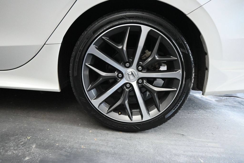 Used 2022 Honda Civic Touring image 12