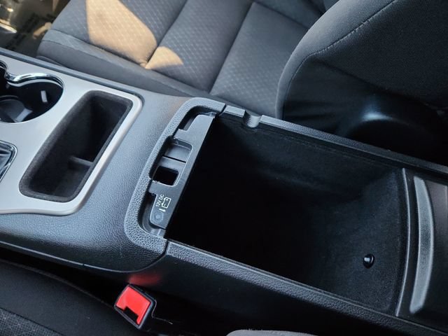 Used 2021 Jeep Grand Cherokee Laredo AWD/4WD image 45