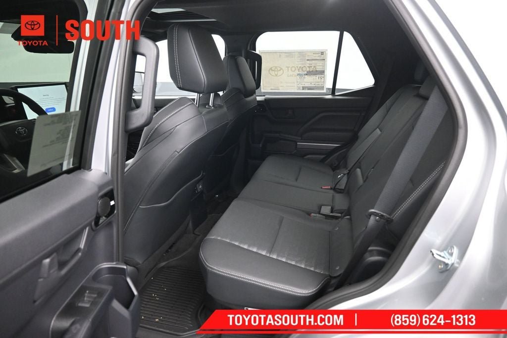 New 2026 Toyota 4Runner TRD Off-Road Premium AWD/4WD image 10