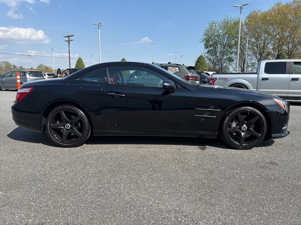 Used 2013 Mercedes-Benz SL 550 image 8