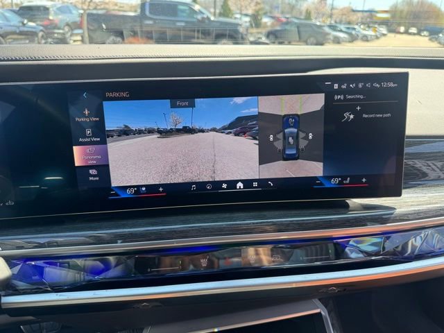 Used 2023 BMW 760i xDrive AWD/4WD image 30