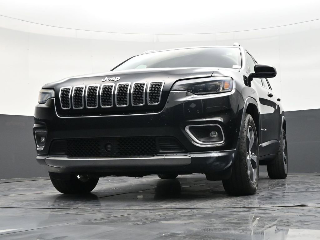 Used 2019 Jeep Cherokee Limited w/ Luxury Group AWD/4WD image 28