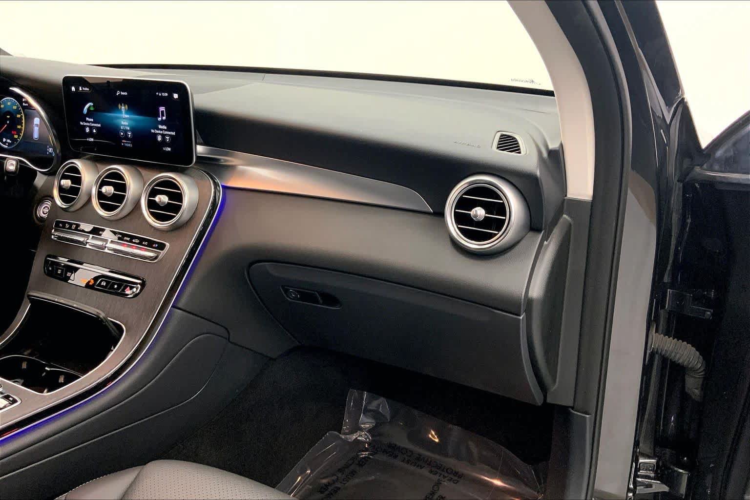 Certified 2022 Mercedes-Benz GLC 300 image 27