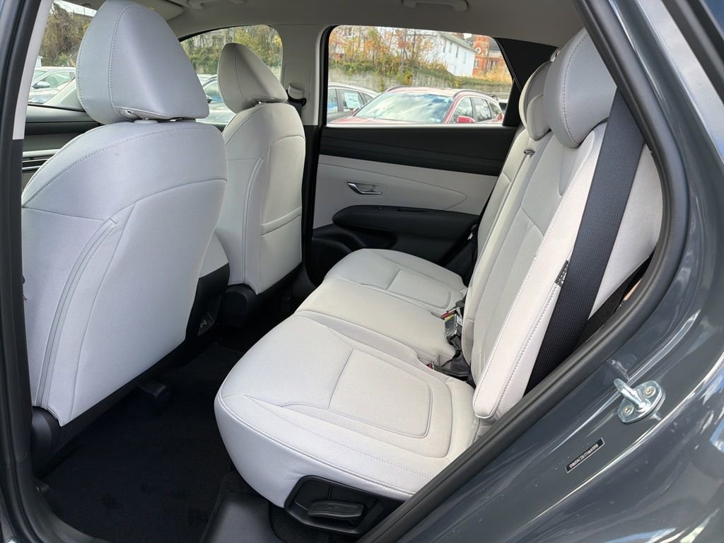 New 2026 Hyundai Tucson SE image 14
