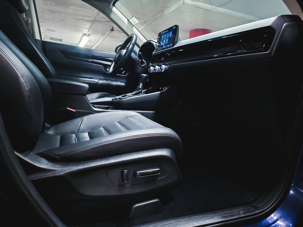 Used 2023 Honda CR-V EX-L image 32