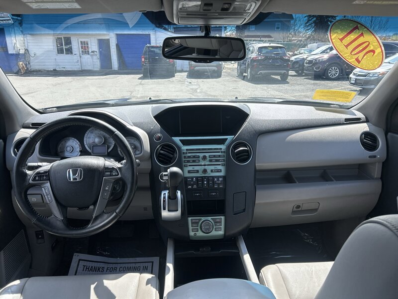 Used 2011 Honda Pilot Touring image 11