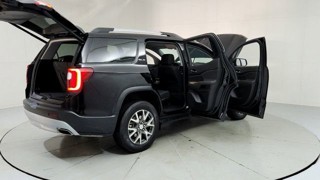Used 2023 GMC Acadia SLE w/ Driver Convenience Package image 10