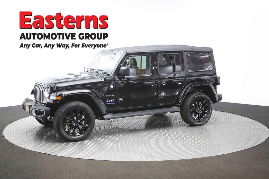 Used 2021 Jeep Wrangler Unlimited Sahara w/ Cold Weather Group AWD/4WD image 58