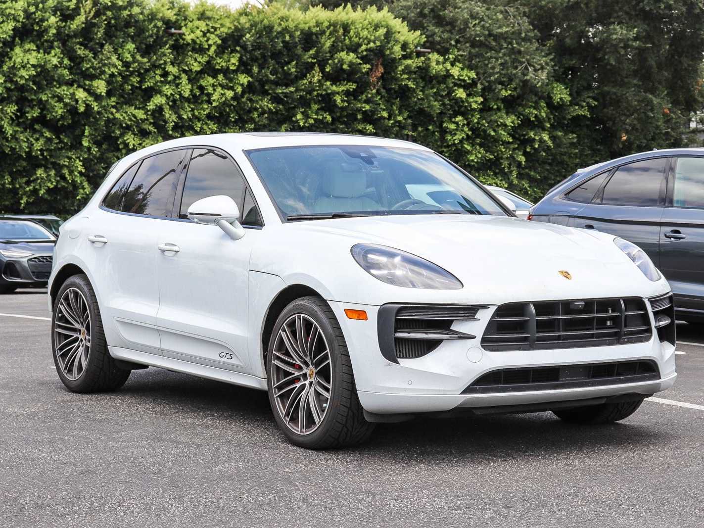 Used 2021 Porsche Macan GTS AWD/4WD image 5