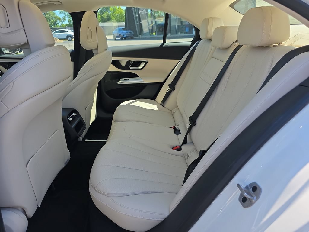 New 2026 Mercedes-Benz E 450 4MATIC Sedan image 12