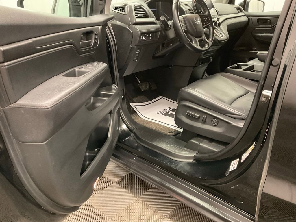 Used 2024 Honda Odyssey EX-L image 13